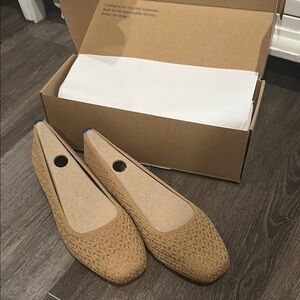 Brand New Rothy’s Max Square Flat